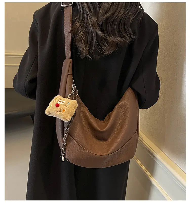 Black Leather Shoulder Crossbody Bag for Women 2024 — feature 1