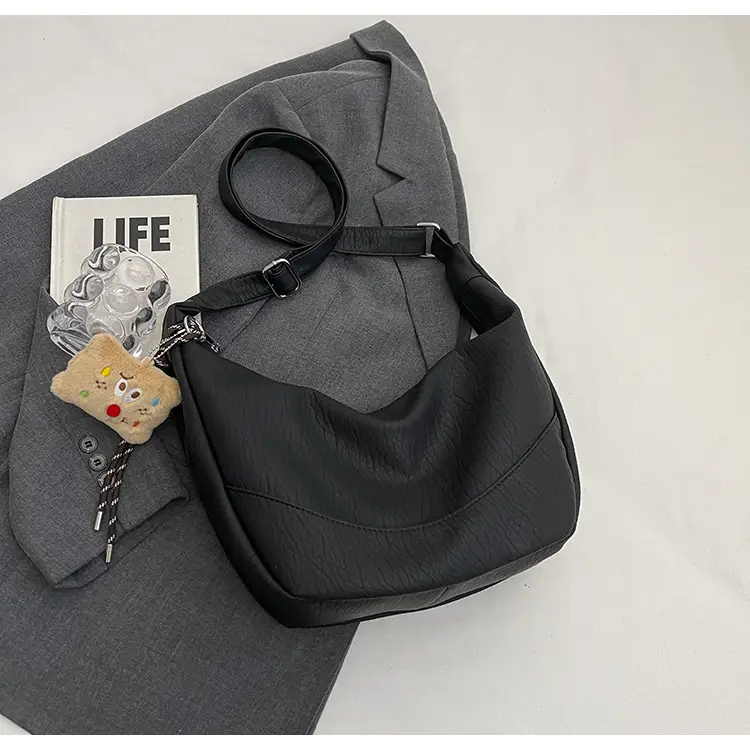 Black Leather Shoulder Crossbody Bag for Women 2024 — feature 18