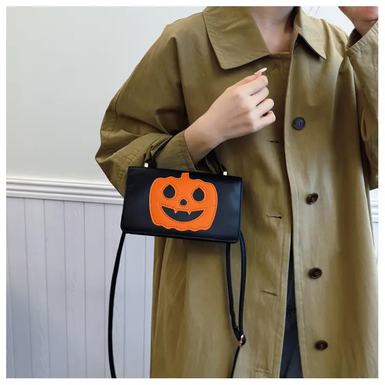 Women's Halloween Pumpkin Smiley Shoulder Bag 2024 - Image 7