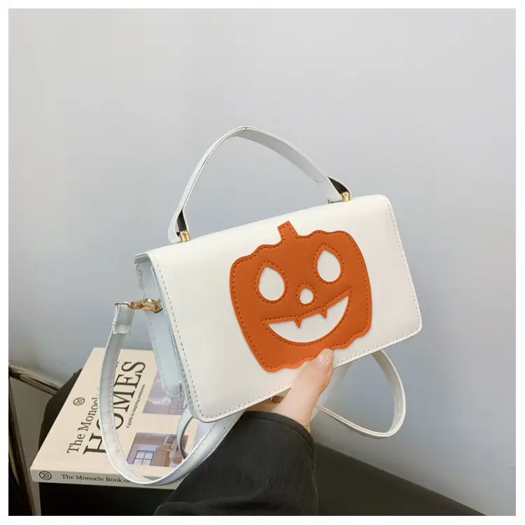 Women's Halloween Pumpkin Smiley Shoulder Bag 2024 - Image 2