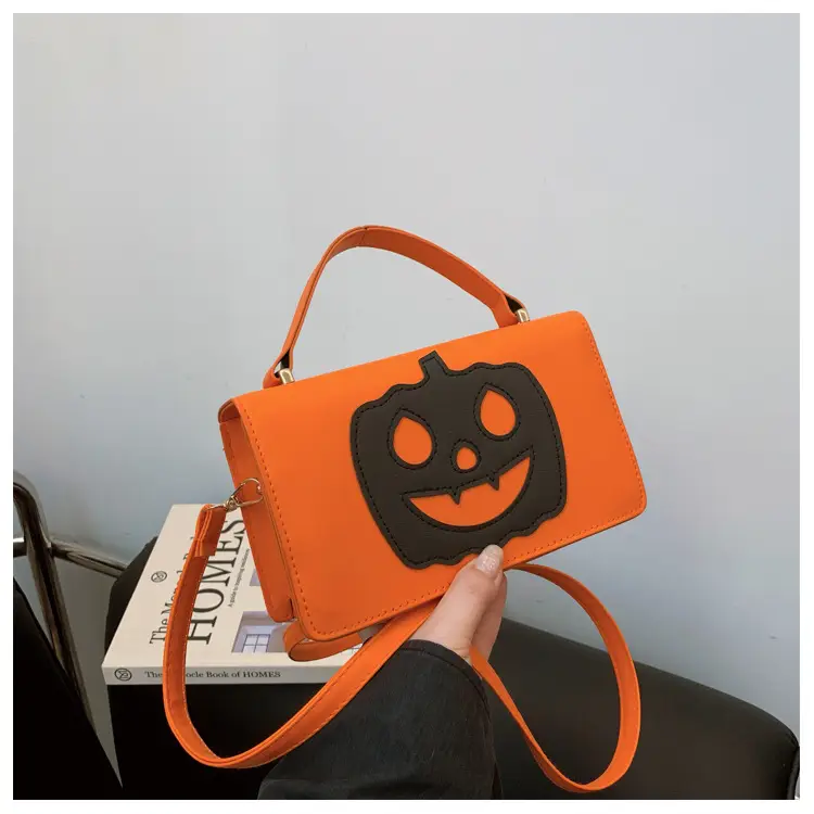 Women's Halloween Pumpkin Smiley Shoulder Bag 2024 - Image 3