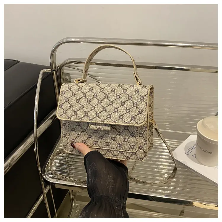 2024 New Retro Textured Crossbody Bag Women — feature 21