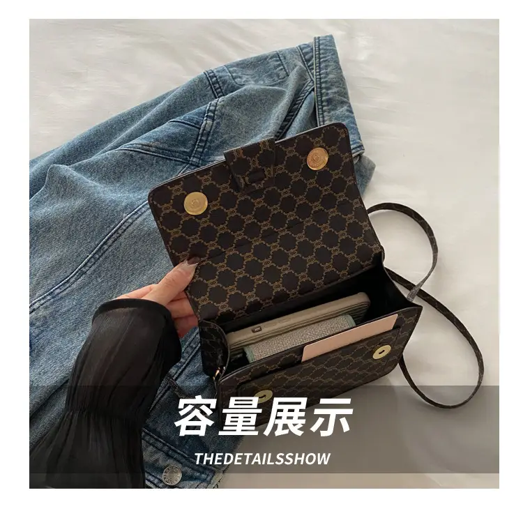 2024 New Retro Textured Crossbody Bag Women — feature 9