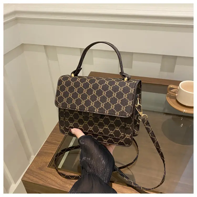 2024 New Retro Textured Crossbody Bag Women - Image 4