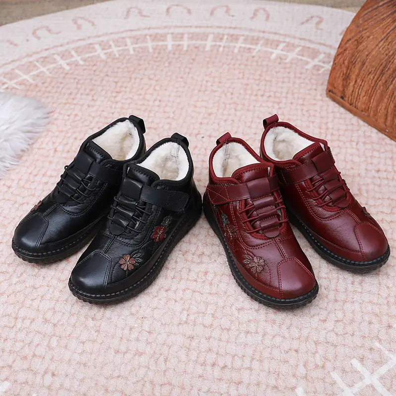 Cotton shoes women's 2024 winter new old Beijing wool fleece-lined thickened soft bottom non-slip mother middle-aged snow boots - Image 6