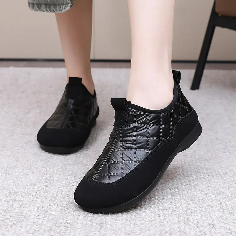 Women's Cotton Shoes 2025 Winter New Style Fleece-Lined Thickened Warm Slip-On Soft Sole Non-Slip Waterproof Mom Shoes Snow Boots - Image 6