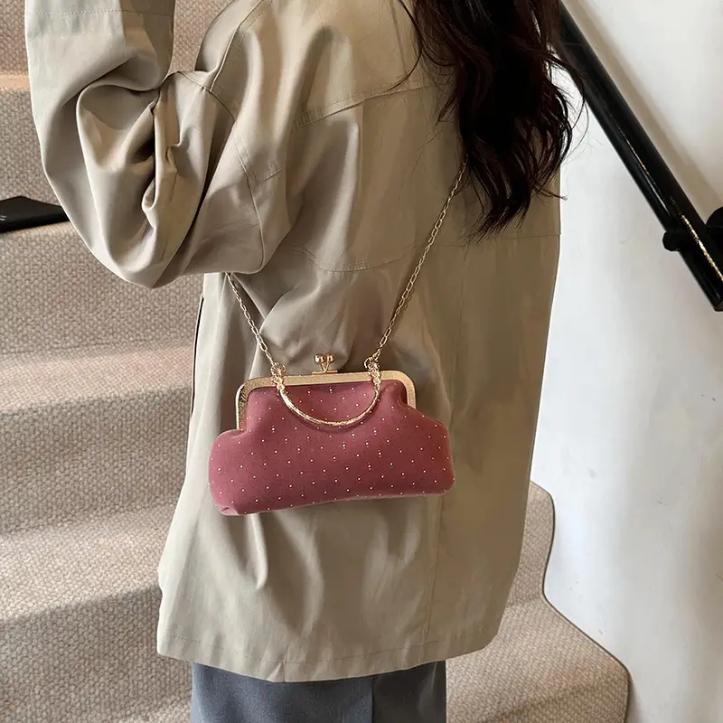 Women's Chain Shoulder Crossbody Bag with Metal Buckle