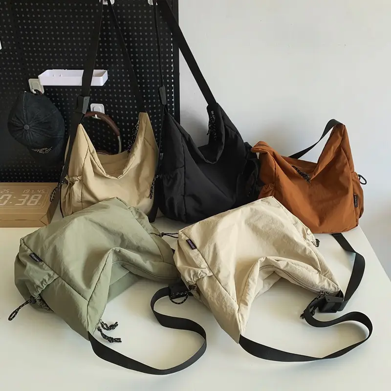 Retro Nylon Shoulder Bag Women's Large Capacity Crossbody - Image 8