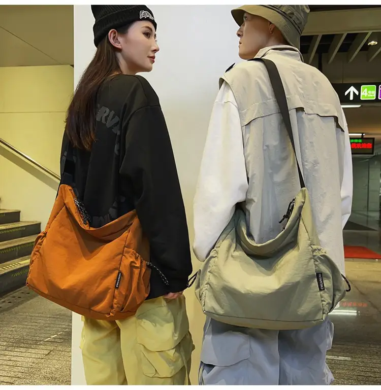 Retro Nylon Shoulder Bag Women's Large Capacity Crossbody — feature 18