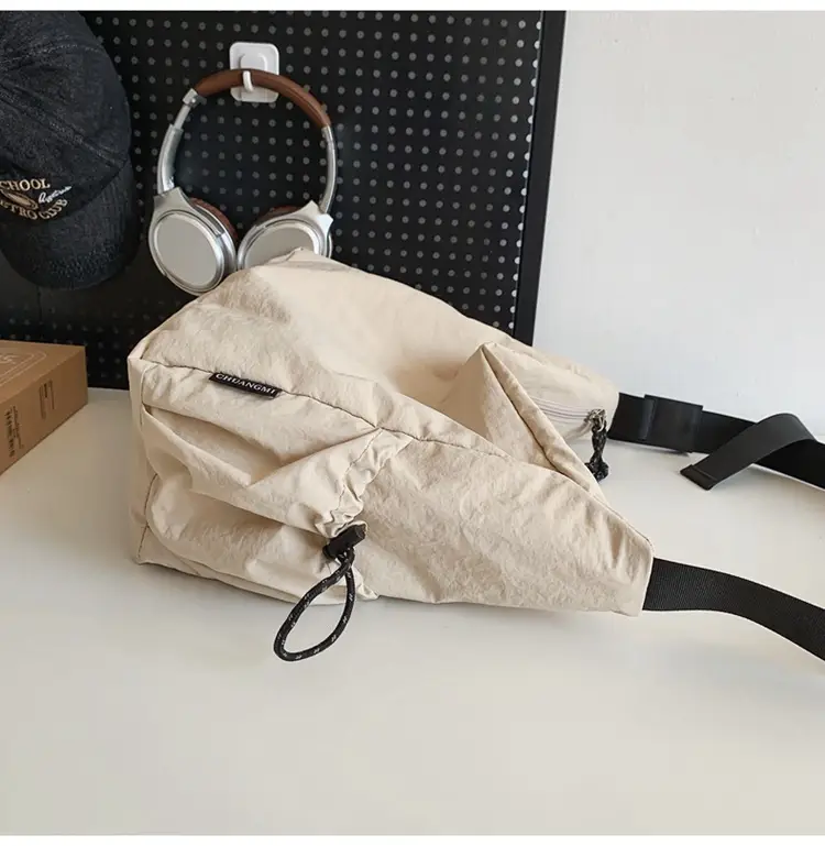 Retro Nylon Shoulder Bag Women's Large Capacity Crossbody — feature 35