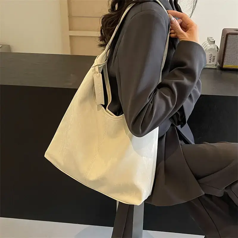 White Korean Style Large Capacity Shoulder Bag for Women - Image 8