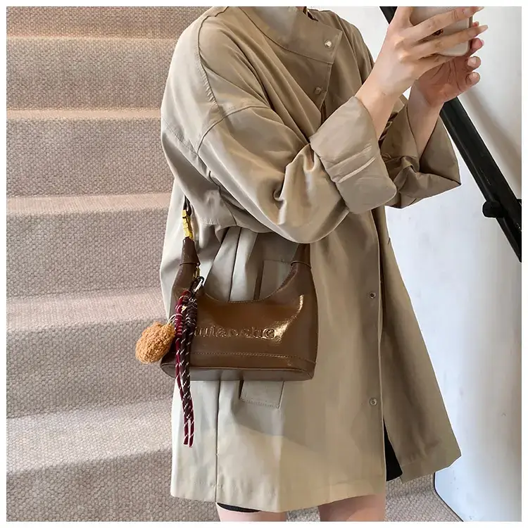 Women's Brown Croc Leather Shoulder Crossbody Bag with Keys — feature 12