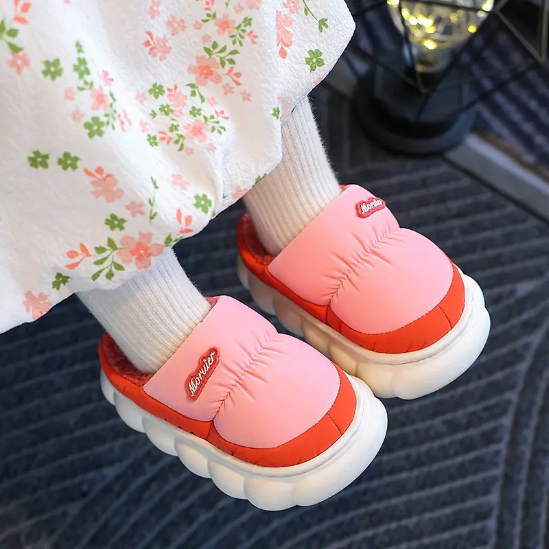 Winter Children's Cotton Slippers Bag with Parent-child Cotton Shoes Warm fleece-lined Thickened Non-slip Waterproof Down Shoes for Home