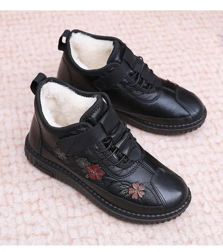 2025 Winter New Style One-Piece Drop-Shipping Old Beijing Cotton Shoes with Fleece Lining, Thickened, Non-Slip, Soft Sole, Versatile Women's Shoes, Snow Boots — feature 21