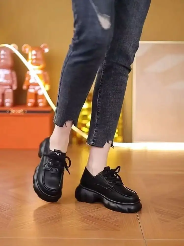 Thick-soled Internet-famous Loafers Women's 2024 New Black Leather Shoes French Soft-soled Height-increasing British-style Lace-up Shoes — feature 13