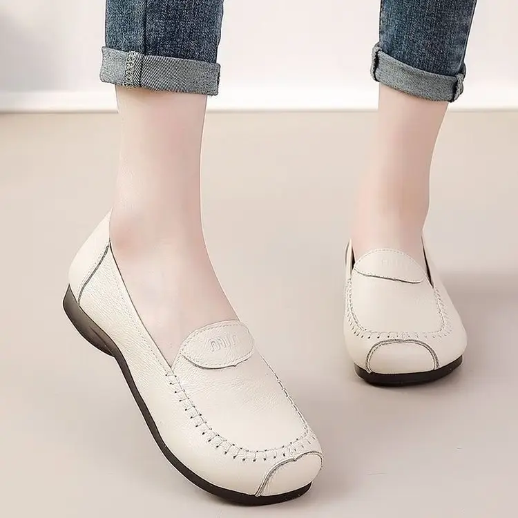 Mother's Shoes Soft Sole Slip-on Shoes Women's Autumn Comfortable Soft Beef Sole Flat Women's Shoes All-match Middle-aged Shoes - Image 7