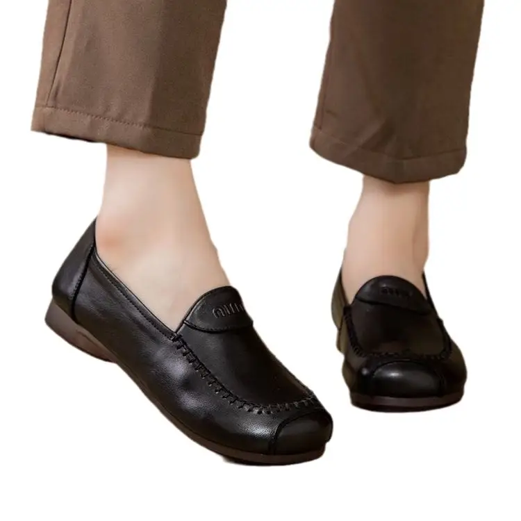 Mother's Shoes Soft Sole Slip-on Shoes Women's Autumn Comfortable Soft Beef Sole Flat Women's Shoes All-match Middle-aged Shoes - Image 8