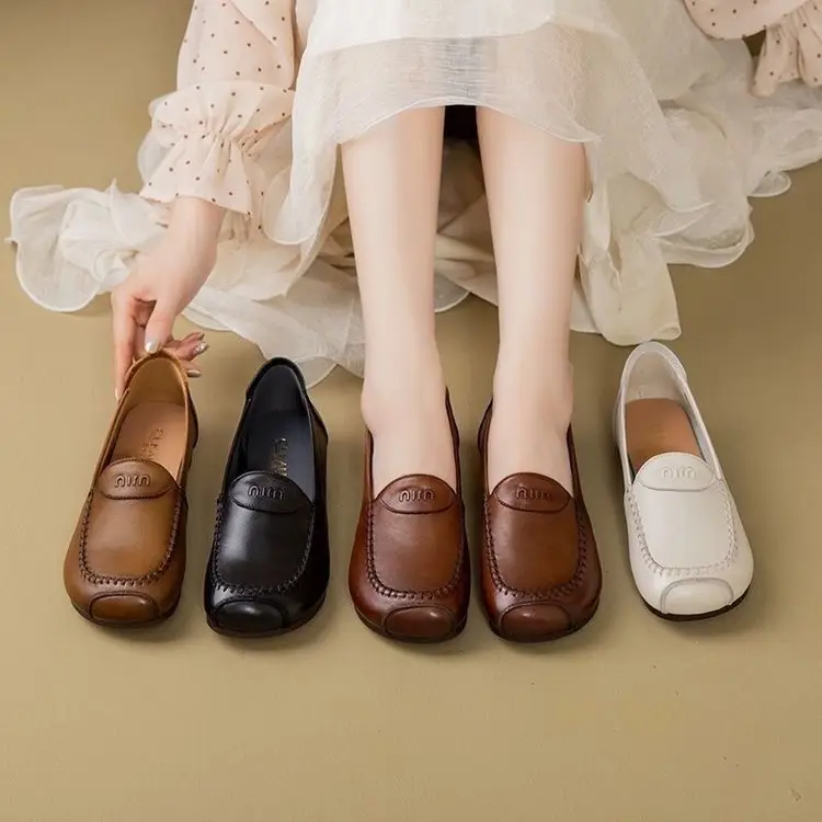 Mother's Shoes Soft Sole Slip-on Shoes Women's Autumn Comfortable Soft Beef Sole Flat Women's Shoes All-match Middle-aged Shoes — feature 8