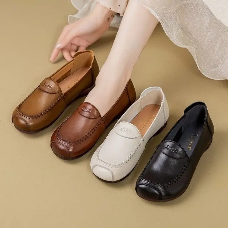 Mother's Shoes Soft Sole Slip-on Shoes Women's Autumn Comfortable Soft Beef Sole Flat Women's Shoes All-match Middle-aged Shoes — feature 9