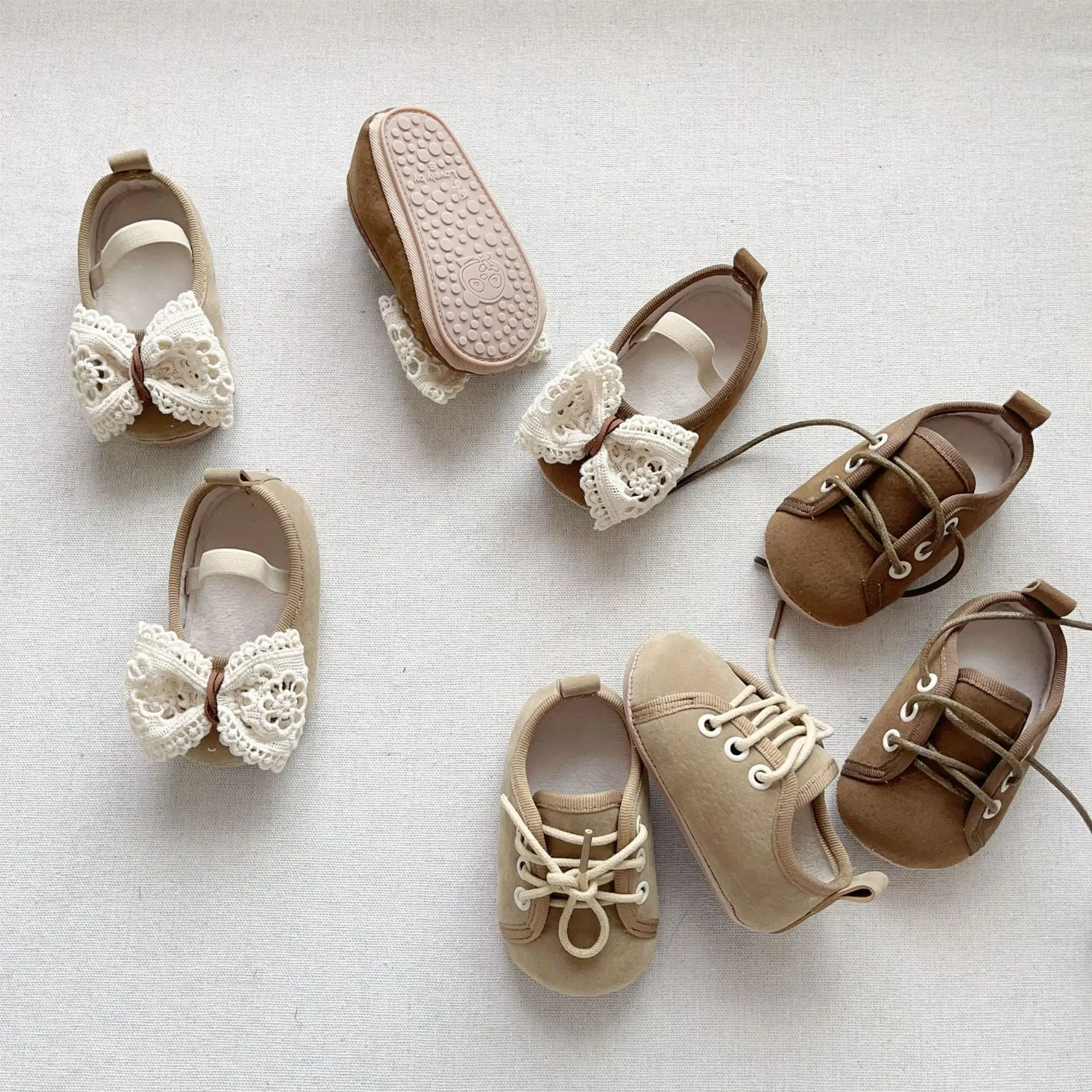 Korean Style Baby Shoes Warm Velvet Lining Non-Slip Sole — feature 3