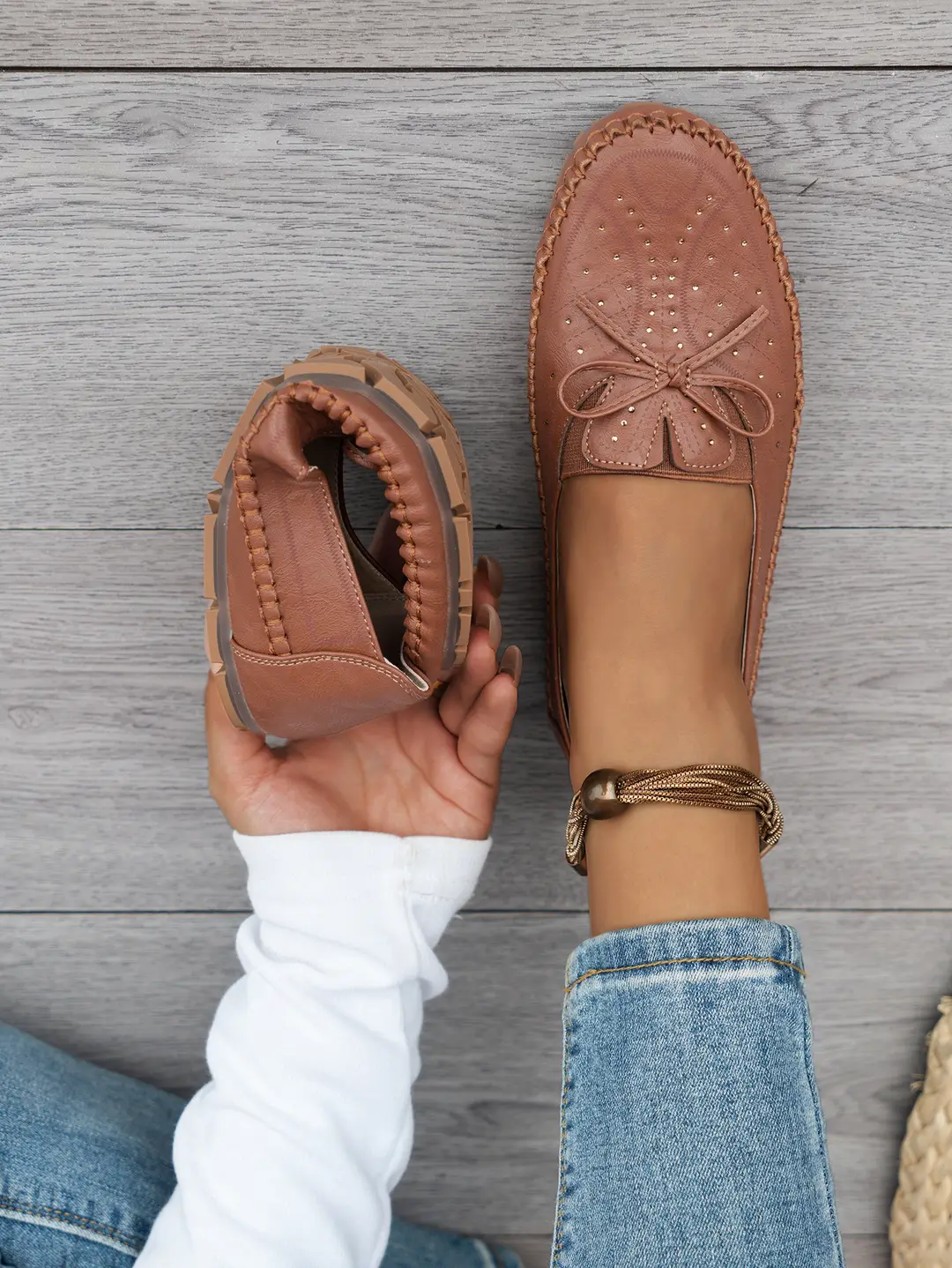Large Size New Style Foreign Trade Stitched Laser Women's Flat Loafers, Foreign Trade Cross-Border E-Commerce Supply, Trendy and Versatile Style — feature 13