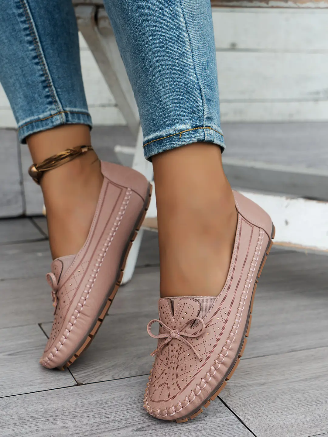 Large Size New Style Foreign Trade Stitched Laser Women's Flat Loafers, Foreign Trade Cross-Border E-Commerce Supply, Trendy and Versatile Style — feature 19