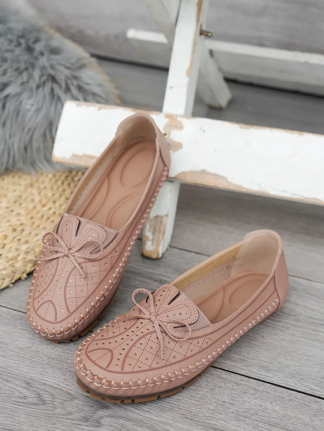 Large Size New Style Foreign Trade Stitched Laser Women's Flat Loafers, Foreign Trade Cross-Border E-Commerce Supply, Trendy and Versatile Style — feature 23