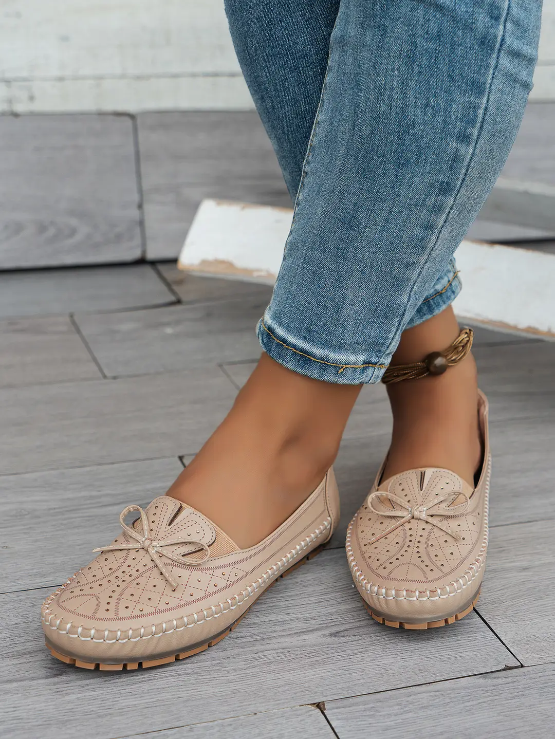 Large Size New Style Foreign Trade Stitched Laser Women's Flat Loafers, Foreign Trade Cross-Border E-Commerce Supply, Trendy and Versatile Style — feature 9
