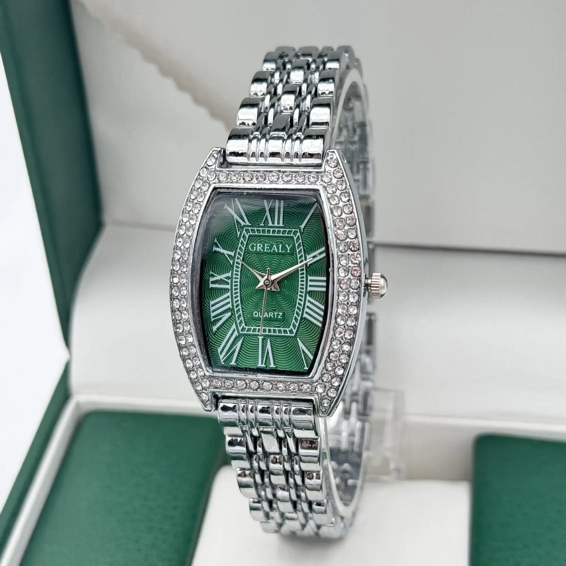 Gold Diamond-Encrusted Women's Quartz Watch — feature 15