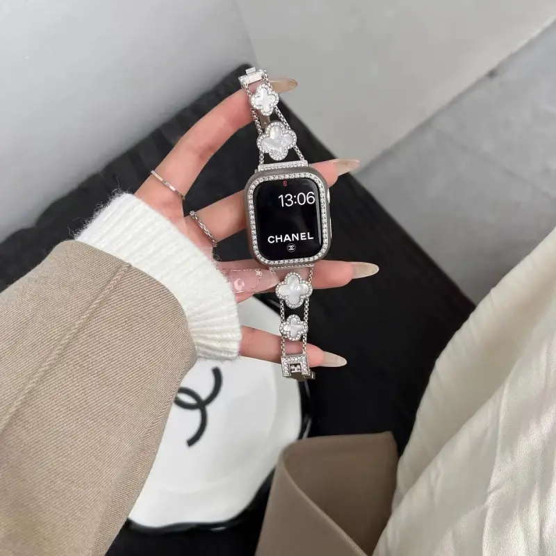 Suitable for Apple Watch 8Th Generation 7S10 Apple Watch iWatch 11Se Starlight Color Series Metal Strap 9 New