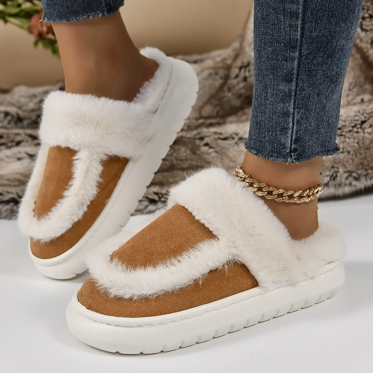 2024 Winter Women's Thick Plush Slippers Brown White - Image 3