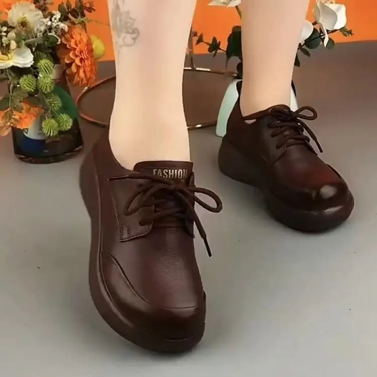 Single-layer shoes women's muffin thick-soled 2024 autumn latest comfortable versatile mother shoes light non-slip casual women's small leather shoes — feature 12