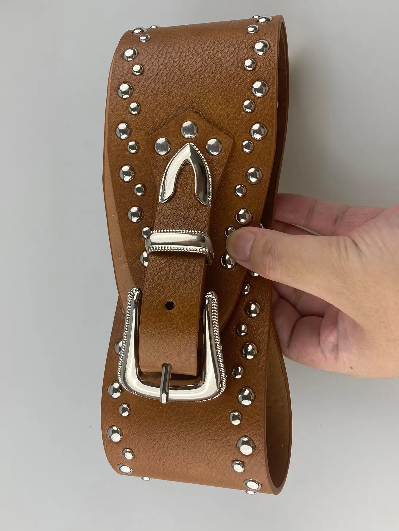 Black Rivet Belt with Buckle for Women — feature 4