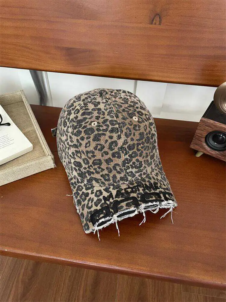 Women's Beige Cotton Baseball Cap with "MAD TIME" Embroidery
