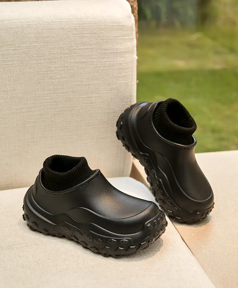 New Autumn and Winter Cotton Shoes for Home Use, Thick-Soled Cotton Slippers for Outer Wear, Non-Slip, Waterproof, Dirt-Resistant, Warm and Root-Wrapped Cotton Shoes — feature 14