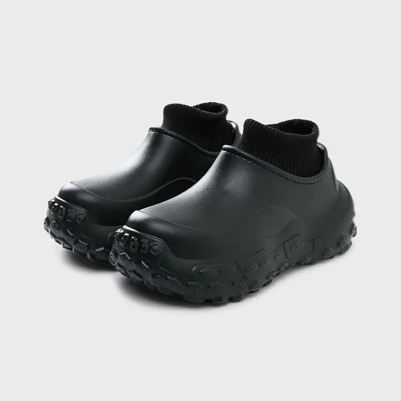 New Autumn and Winter Cotton Shoes for Home Use, Thick-Soled Cotton Slippers for Outer Wear, Non-Slip, Waterproof, Dirt-Resistant, Warm and Root-Wrapped Cotton Shoes
