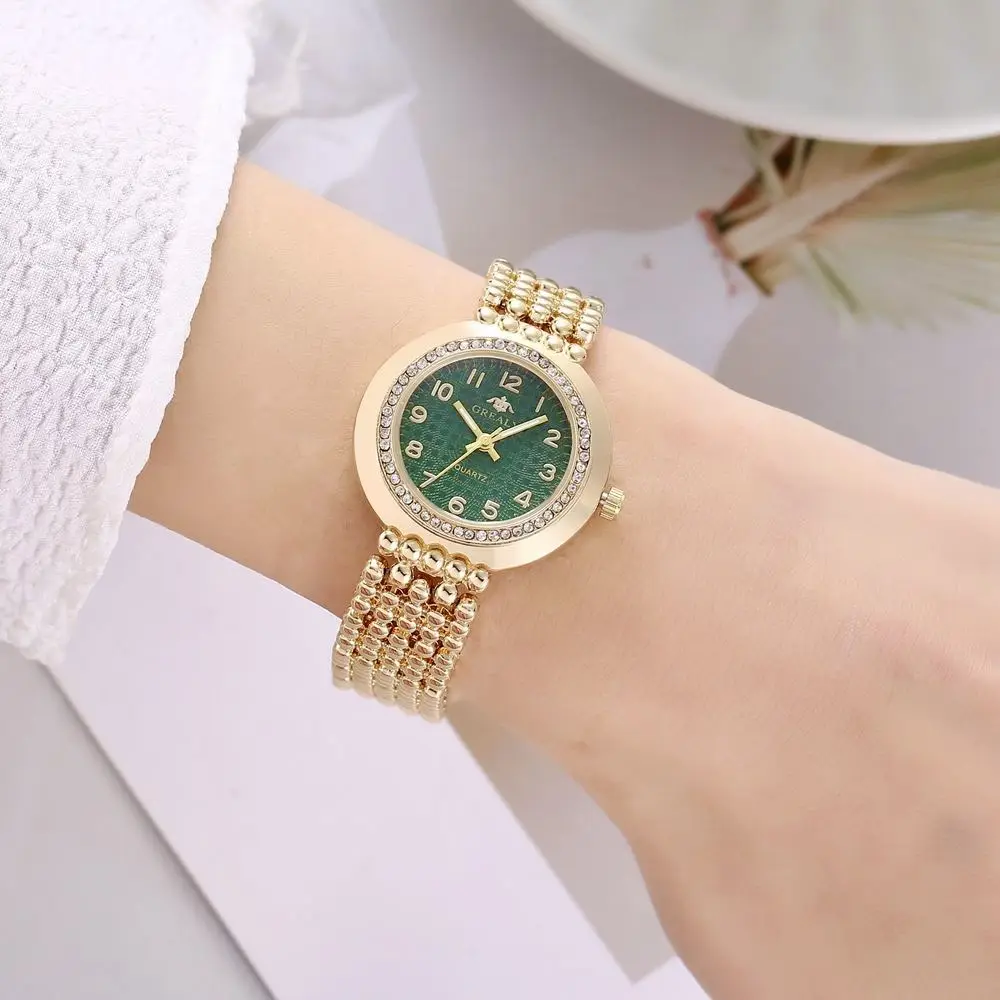 Korean Style Quartz Women's Watch with Crystal Band — feature 3
