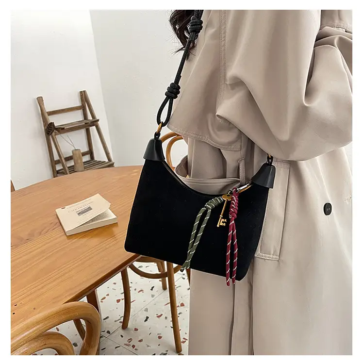 Leopard Print Shoulder Bag for Women 2026 — feature 11