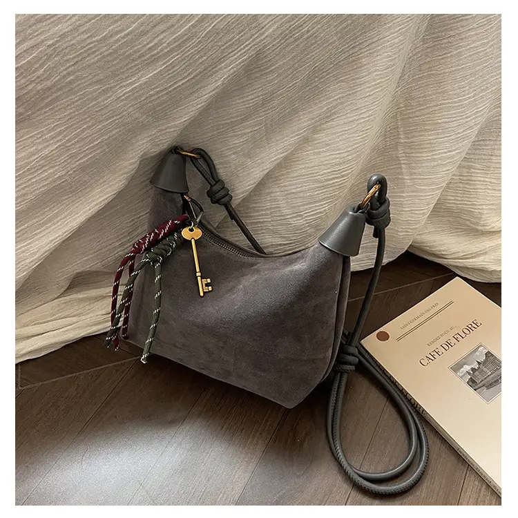 Leopard Print Shoulder Bag for Women 2026 — feature 40