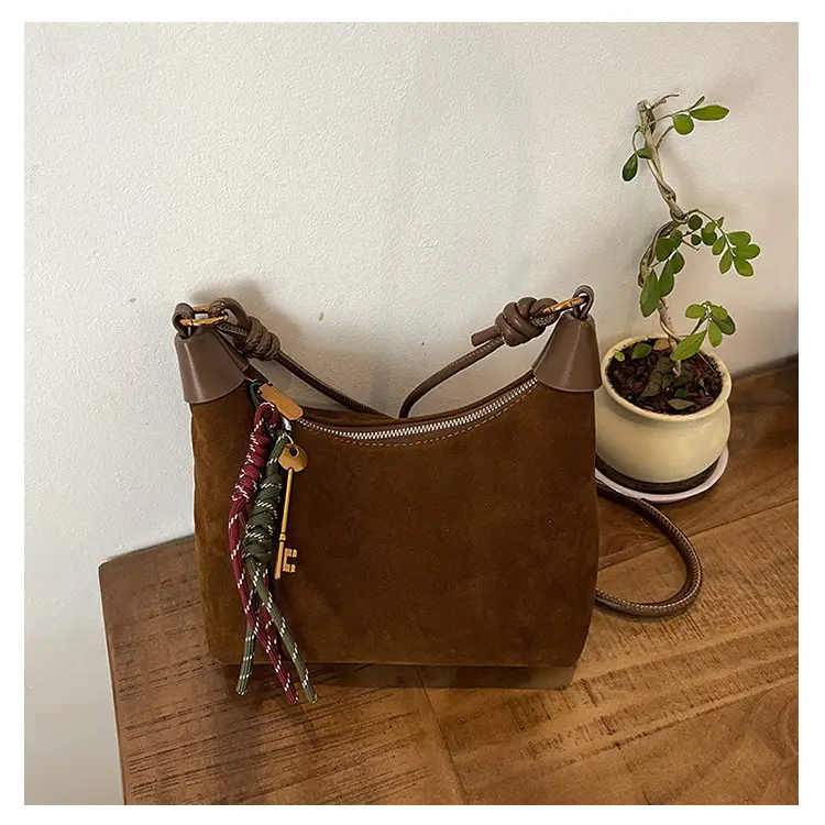 Leopard Print Shoulder Bag for Women 2026 — feature 43
