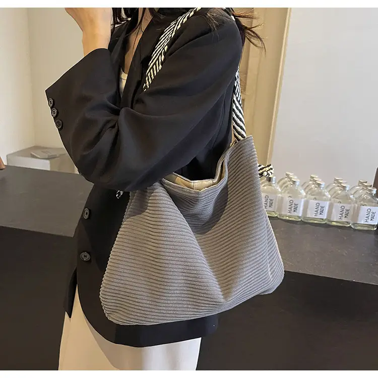 Casual Canvas Shoulder Bag Large Capacity Cross Border — feature 24
