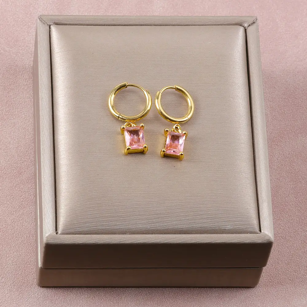 Gold Square Green Diamond Earrings Set — feature 19