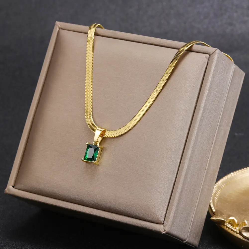 Gold Square Green Diamond Earrings Set — feature 33