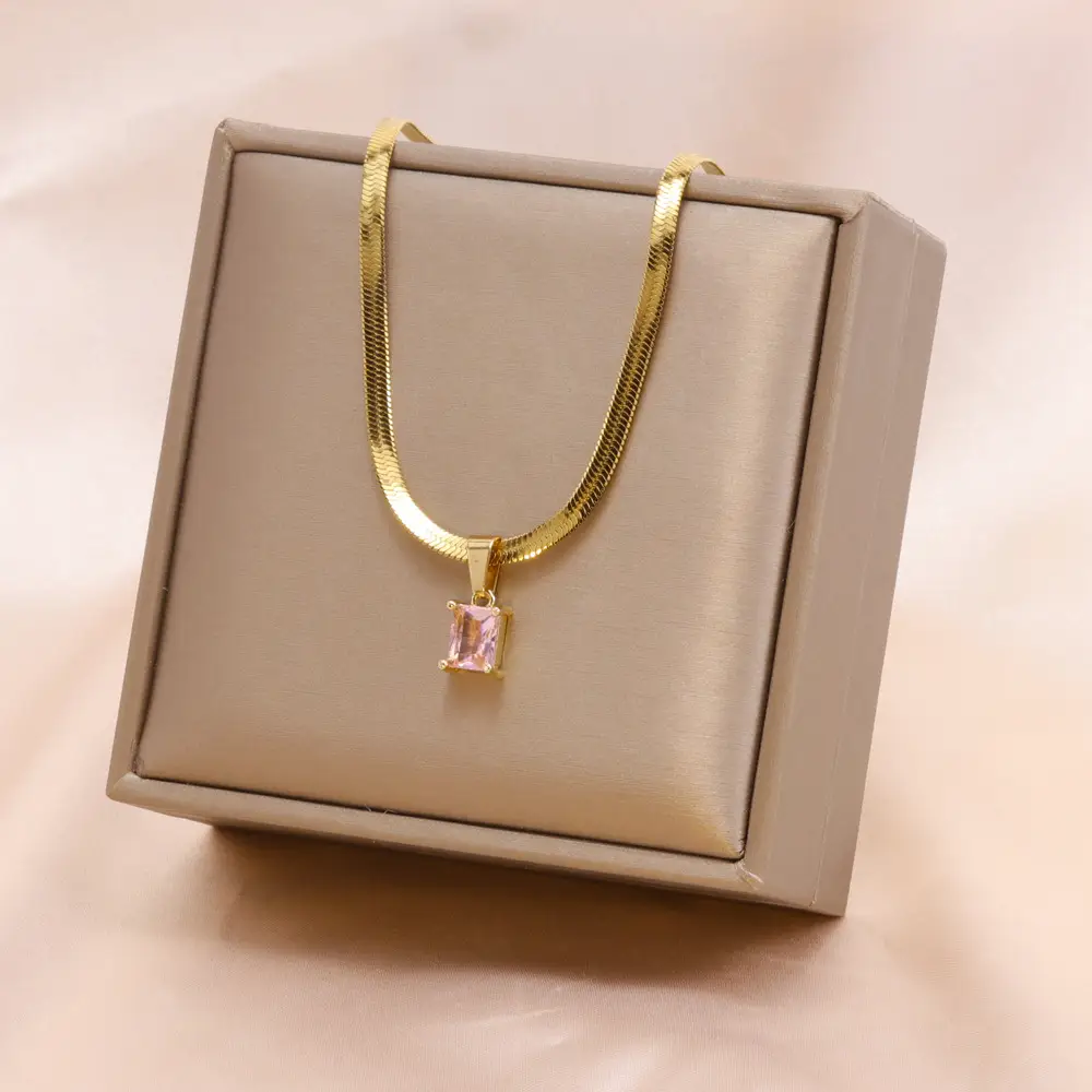 Gold Square Green Diamond Earrings Set - Image 2