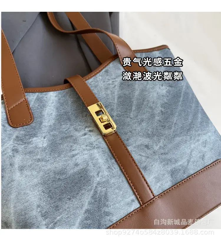 Vintage Textured Large Capacity Shoulder Bag 2026 Winter — feature 3