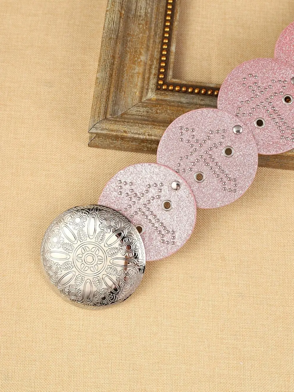 Vintage Hot Girl Faux Leather Belt Hook Pink Rivet Patchwork — feature 5