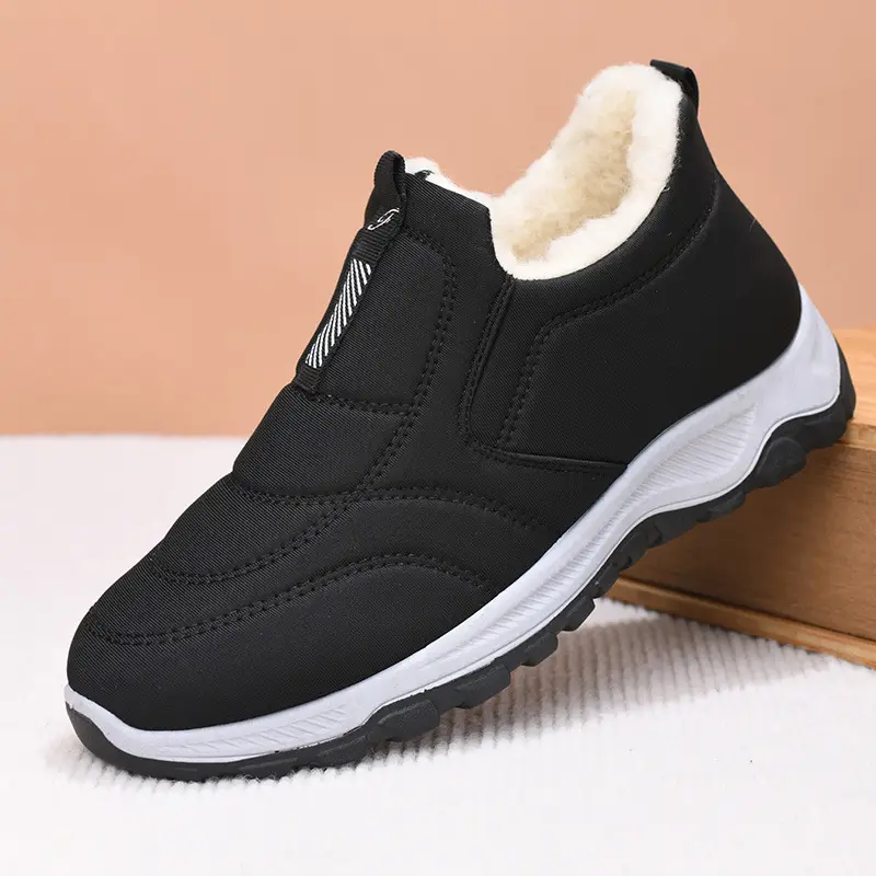 2025 Winter New Style Fleece-Lined Warm Thickened Old Beijing Cotton Shoes for Women, Short Versatile Women's Boots, Couple's Style Men's Shoes - Image 4