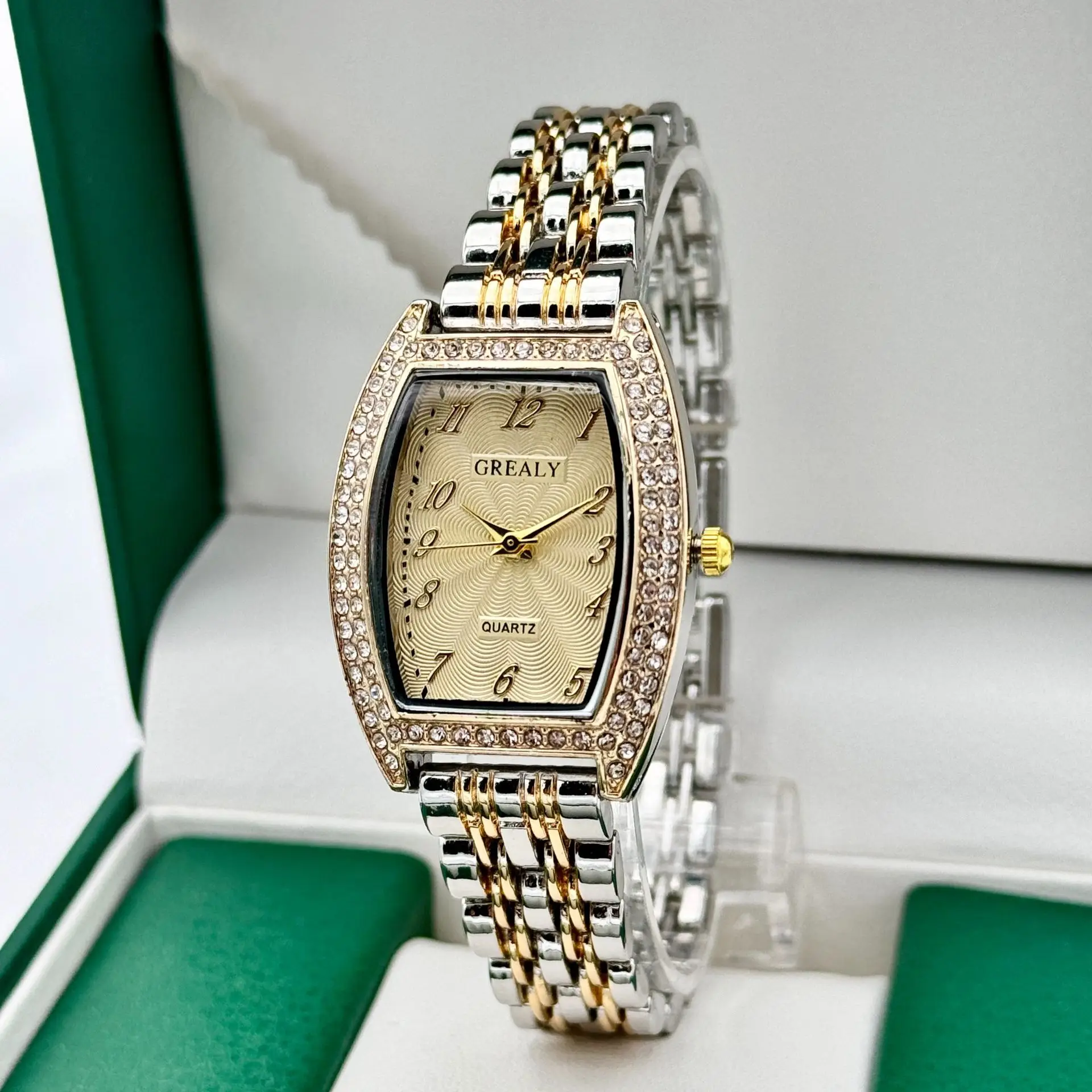Gold Diamond Watch for Women with Quartz Dial — feature 7