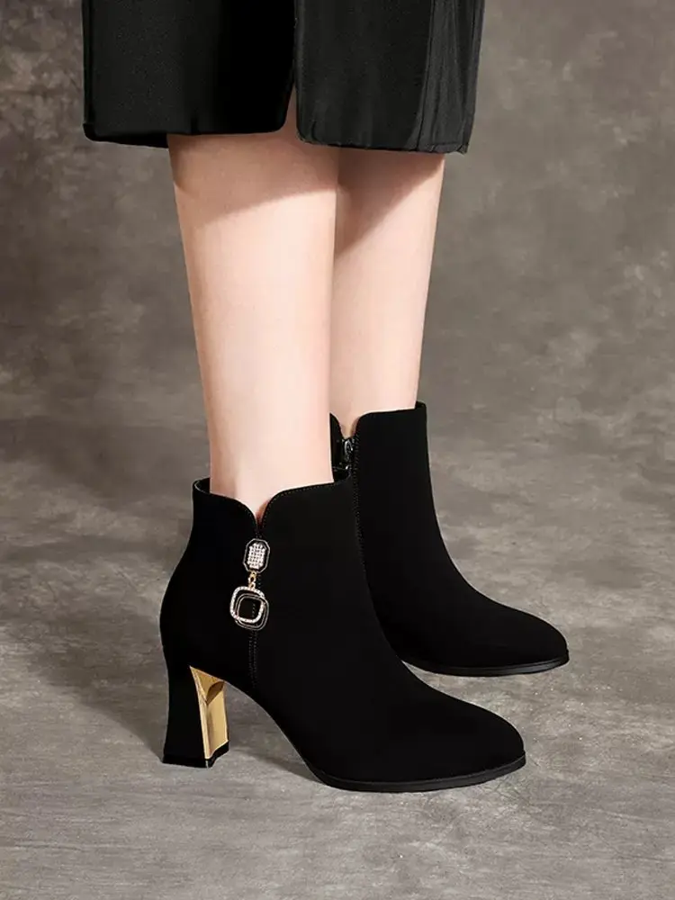 Women's Black Fleece Lined Warm Ankle Boots with Thick Heel — feature 2