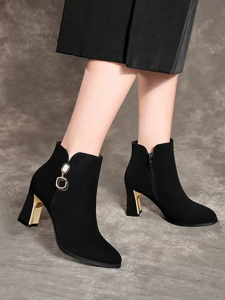 Women's Black Fleece Lined Warm Ankle Boots with Thick Heel — feature 3